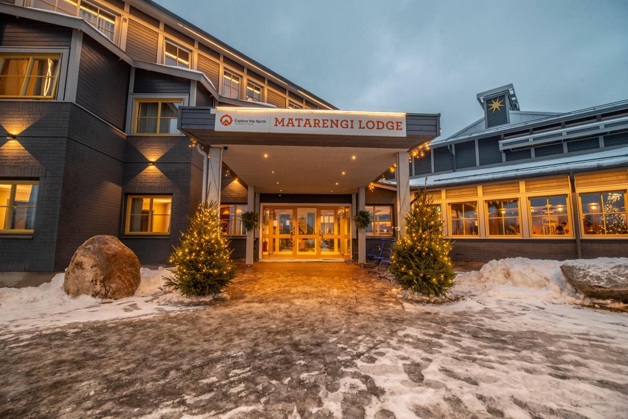 Matarengi Lodge Overtornea Exteriör bild